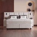 Lennon Boxspringbett in Bouclé Beige, Frontansicht im Schlafzimmer mit gepolstertem Kopfteil, Matratze und Topper
