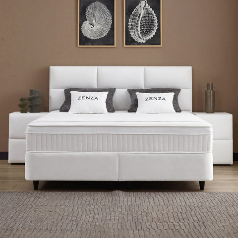 ZENZA Boxspringbett in Creme mit Stoffbezug, Frontansicht mit gepolstertem Kopfteil, Matratze, Topper und ZENZA-Kissen