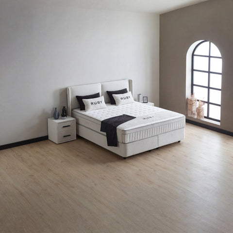Ruby Boxspringbett – Velours Grau · mit Bettkasten · inkl. Matratze & Topper
